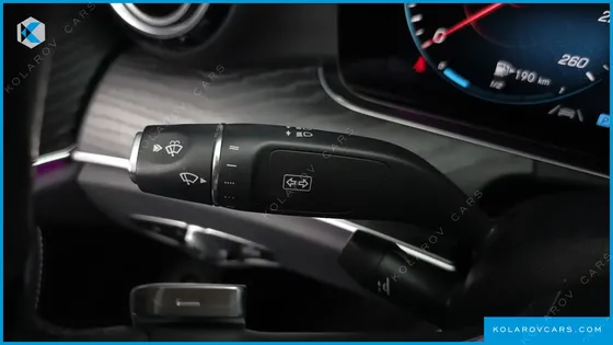 MERCEDES E-CLASS E220D 4MATIC AMG LINE