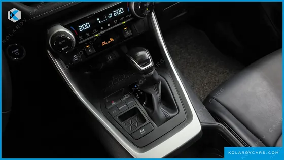 TOYOTA RAV4 2.5 2WD HYBRID XLE