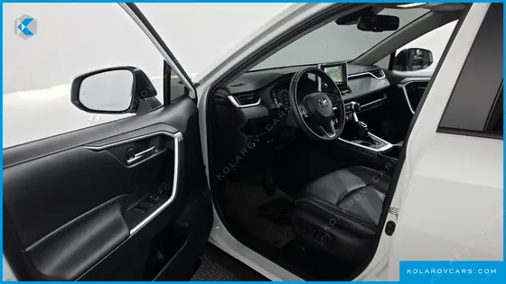 TOYOTA RAV4 2.5 2WD HYBRID XLE