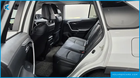 TOYOTA RAV4 2.5 2WD HYBRID XLE