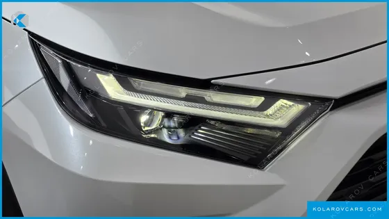 TOYOTA RAV4 2.5 2WD HYBRID XLE