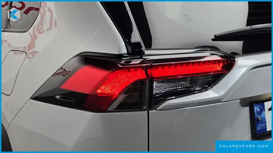 TOYOTA RAV4 2.5 2WD HYBRID XLE