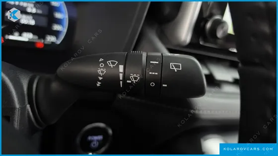 TOYOTA RAV4 2.5 2WD HYBRID XLE