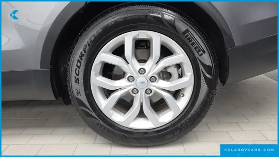 LAND ROVER DISCOVERY 2.0 SD4 SE
