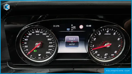 MERCEDES E-CLASS E200 AVANTGARDE