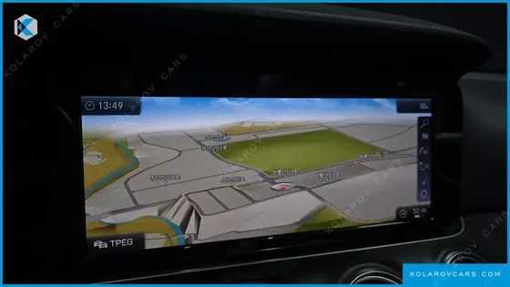 MERCEDES E-CLASS E200 AVANTGARDE