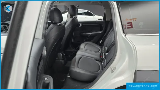 MINI COUNTRYMAN CLASSIC PLUS