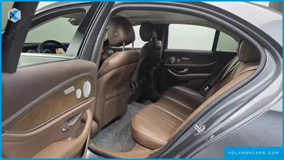MERCEDES E-CLASS E300 4MATIC EXCLUSIVE