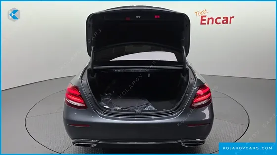 MERCEDES E-CLASS E300 4MATIC EXCLUSIVE