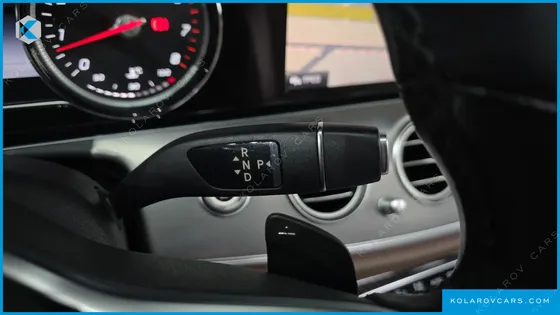MERCEDES E-CLASS E300 AVANTGARDE