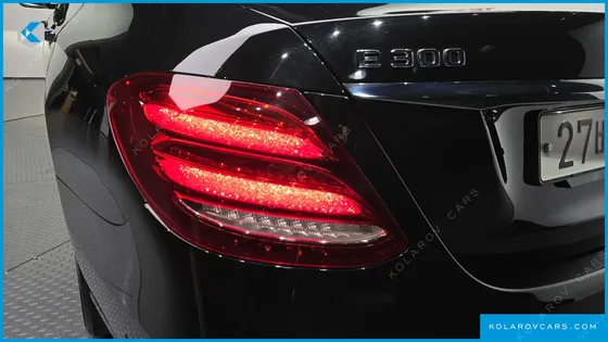 MERCEDES E-CLASS E300 AVANTGARDE