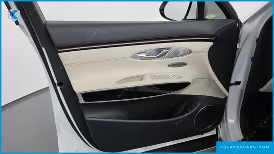 GENESIS GV70 2.5T GASOLINE 2WD