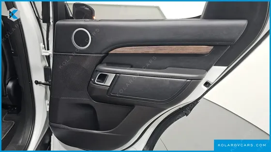 LAND ROVER DISCOVERY 3.0 TD6 HSE LUXURY