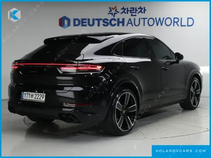 PORSCHE CAYENNE 3.0 COUPE PLATINUM EDITION