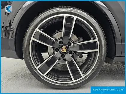 PORSCHE CAYENNE 3.0 COUPE PLATINUM EDITION
