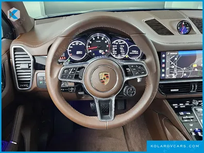 PORSCHE CAYENNE 3.0 COUPE PLATINUM EDITION