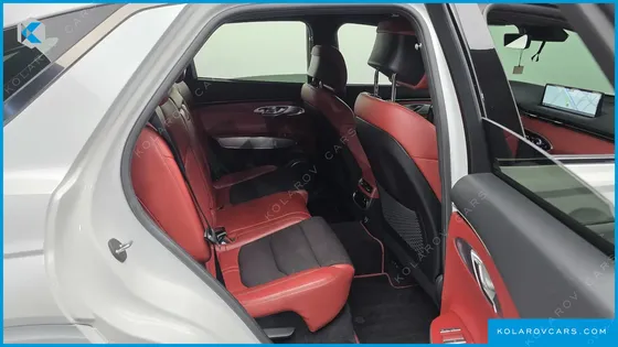 GENESIS GV70 2.5T GASOLINE 2WD