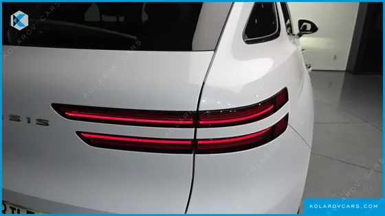 GENESIS GV70 2.5T GASOLINE 2WD