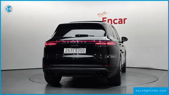 PORSCHE CAYENNE 3.0 PLATINUM EDITION