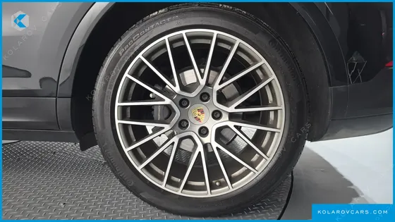 PORSCHE CAYENNE 3.0 PLATINUM EDITION