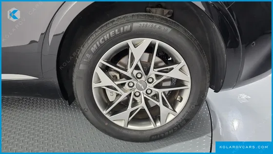GENESIS GV70 2.5T GASOLINE 2WD