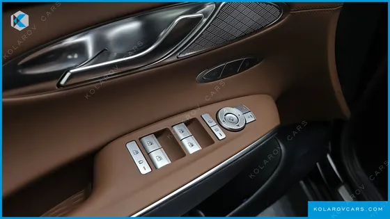 GENESIS GV70 2.5T GASOLINE 2WD
