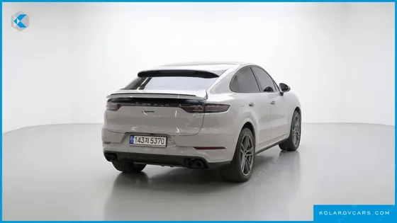 PORSCHE CAYENNE 3.0 COUPE PLATINUM EDITION