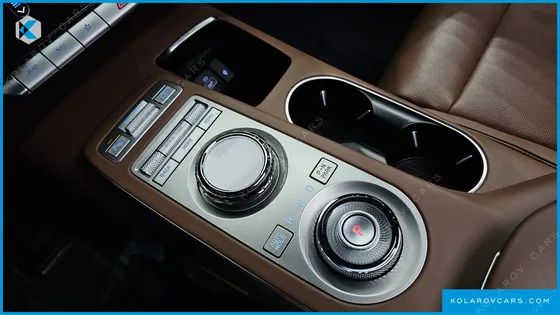 GENESIS GV70 2.5T GASOLINE 2WD