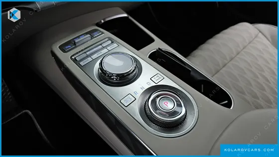 GENESIS GV70 2.5T GASOLINE 2WD