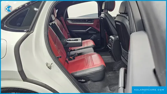 PORSCHE CAYENNE 3.0 COUPE
