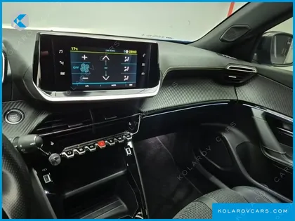 PEUGEOT 2008 EV GT
