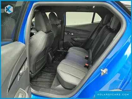 PEUGEOT 2008 EV GT