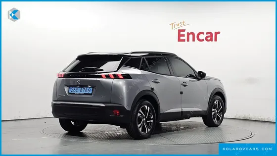 PEUGEOT 2008 EV GT