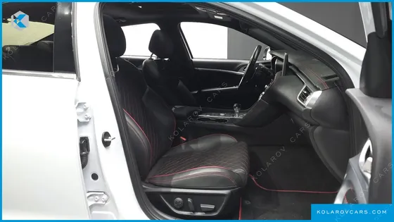 GENESIS G70 2.0T AWD