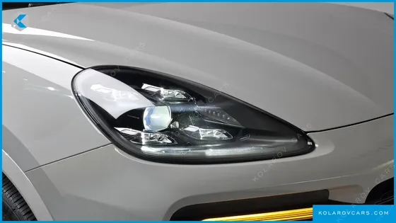 PORSCHE CAYENNE 3.0