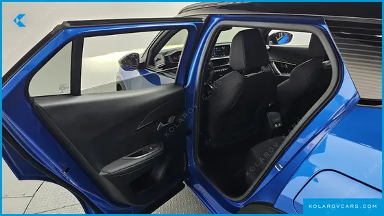 PEUGEOT 2008 EV GT