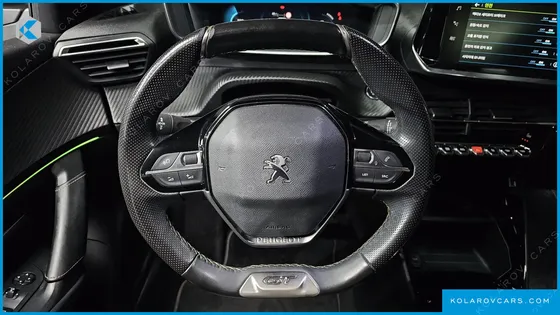 PEUGEOT 2008 EV GT