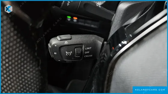 PEUGEOT 2008 EV GT