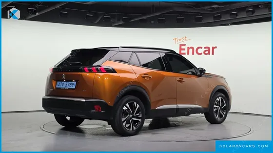 PEUGEOT 2008 EV GT
