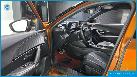 PEUGEOT 2008 EV GT