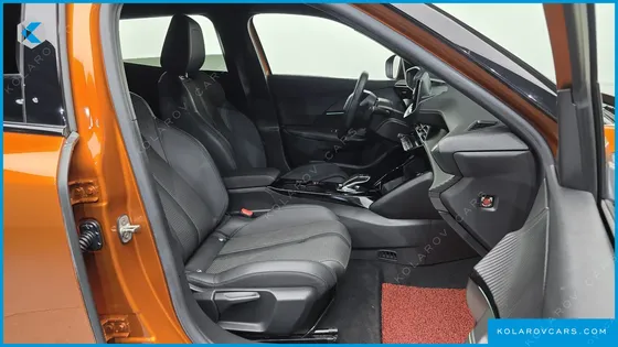 PEUGEOT 2008 EV GT