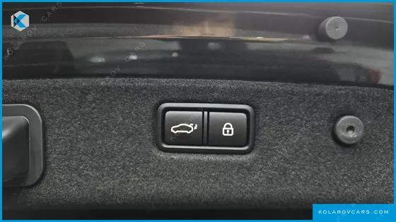 GENESIS G70 2.0T AWD
