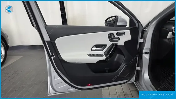 MERCEDES A-CLASS A220 HATCHBACK