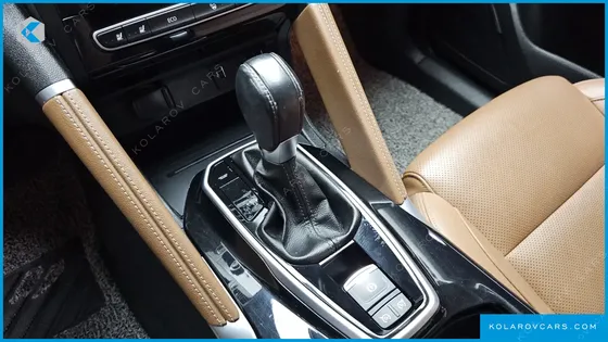 RENAULT KOREA QM6 (KOLEOS) 2.0 LPE RE SIGNATURE 2WD