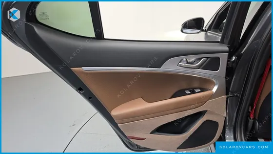 GENESIS G70 2.0T AWD