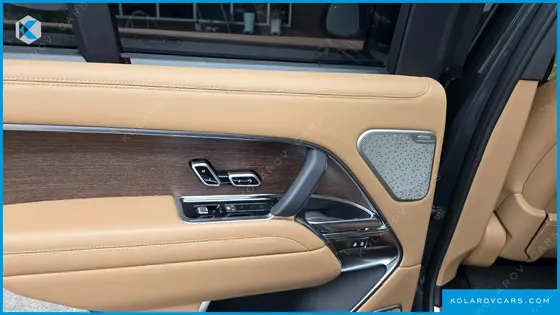 LAND ROVER RANGE ROVER D350 AUTOBIOGRAPHY