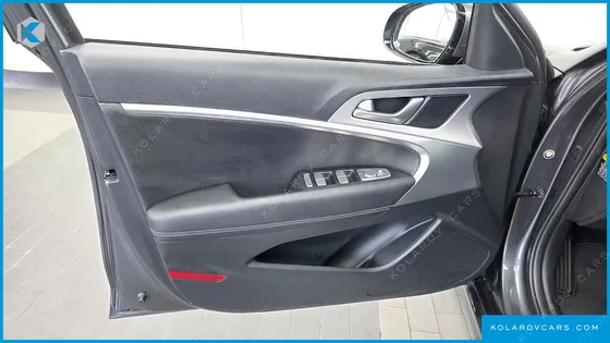 GENESIS G70 2.0T AWD