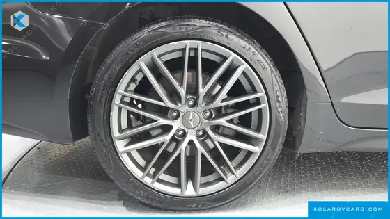 GENESIS G70 2.0T AWD