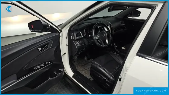 KGM - SSANGYONG TIVOLI VX 2WD
