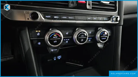 GENESIS G70 2.0T AWD